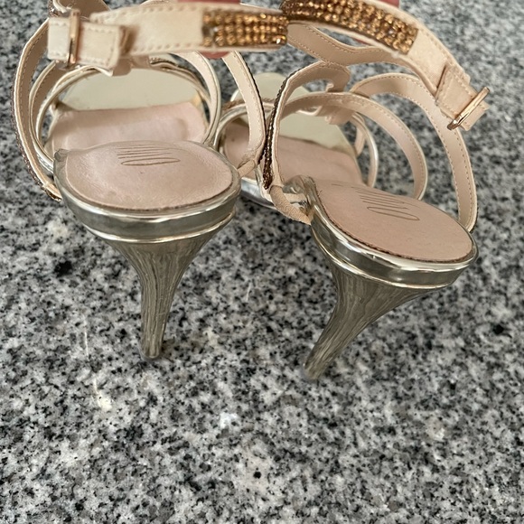 Ovyé Designer heels - Picture 6 of 8